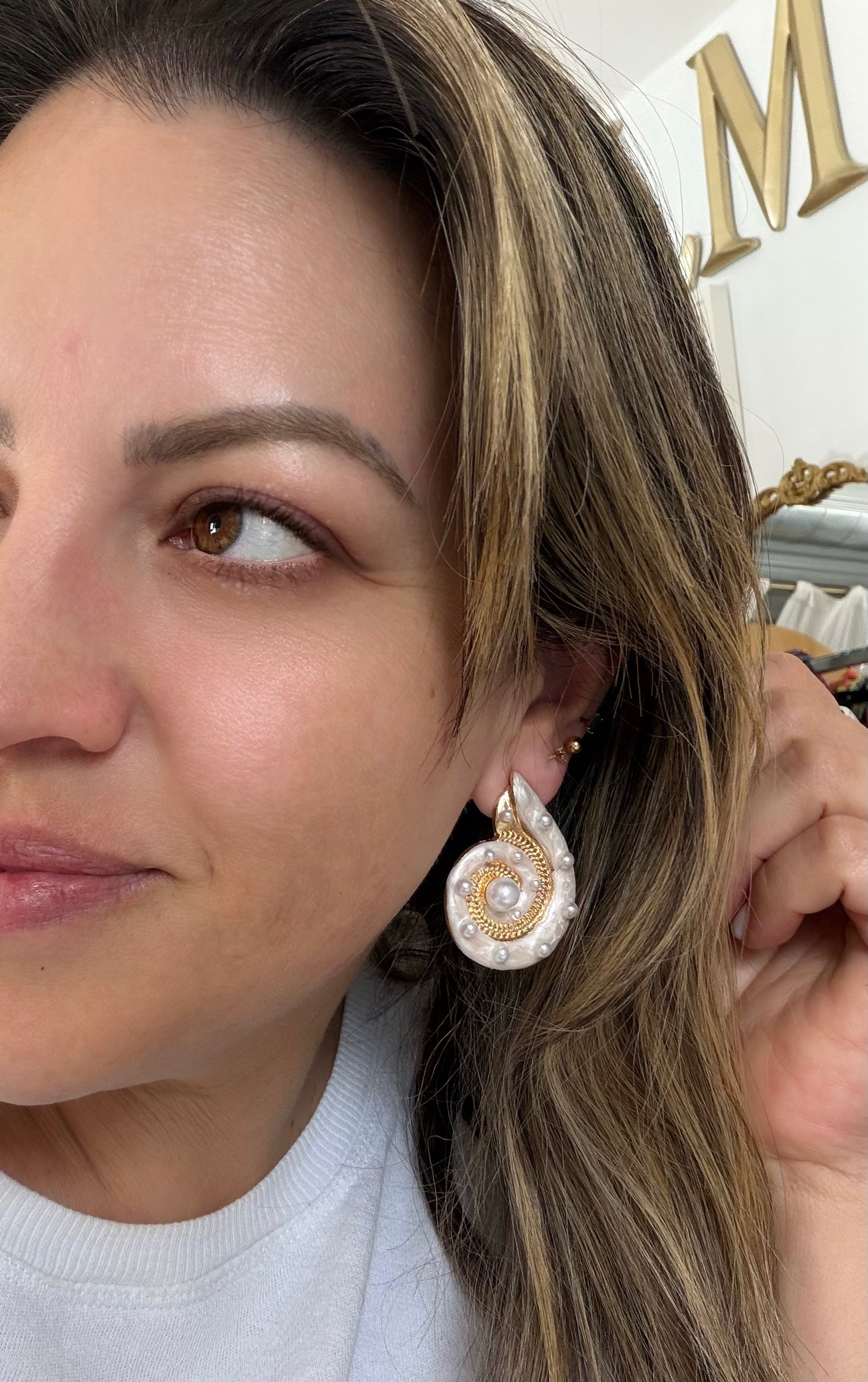 Summer Dreams Shell Studs