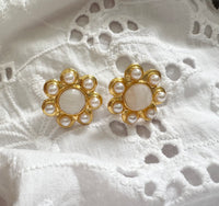 Natural Stone and Pearl Stud