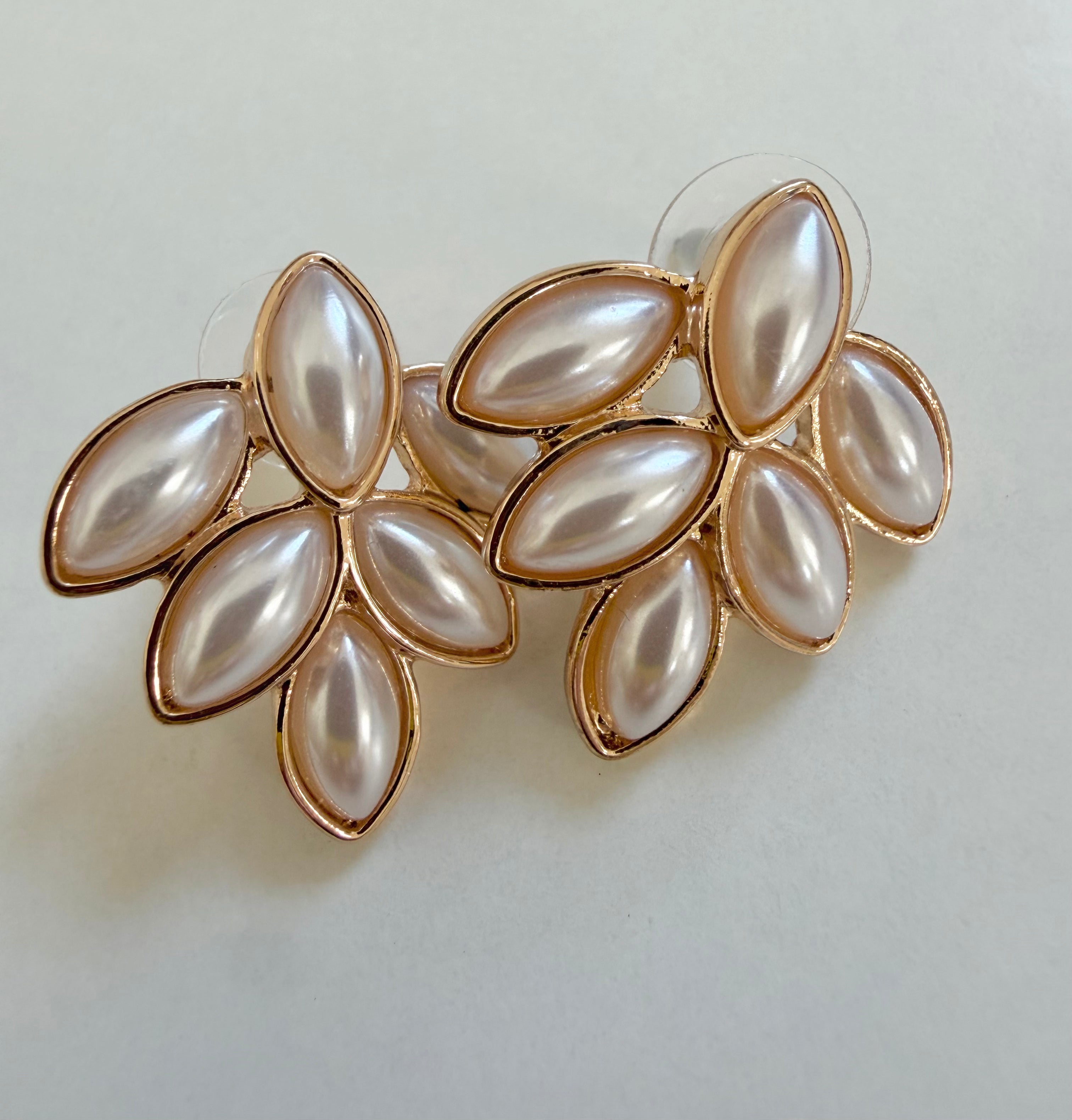 Pearl Leaves
