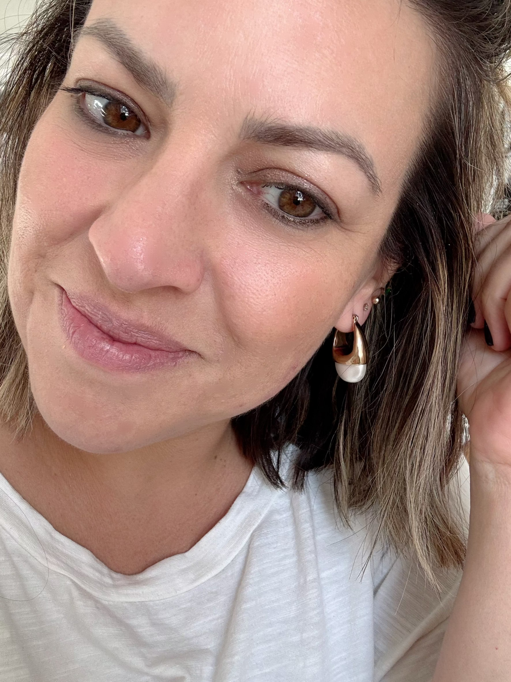 Chunky Pearl Hoop Tip