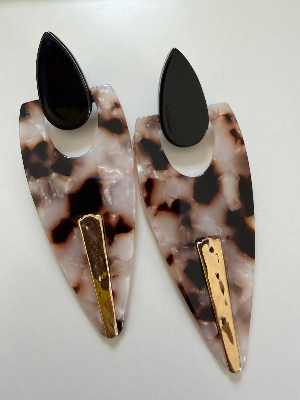 Acrylic Tortoise Arrow Head Earrings