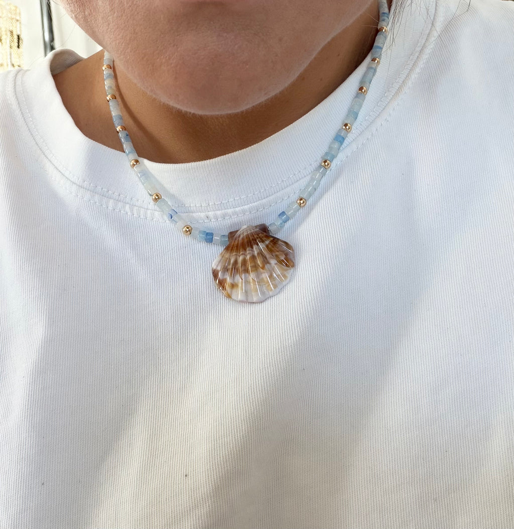 Simple Seashell Blue Necklace