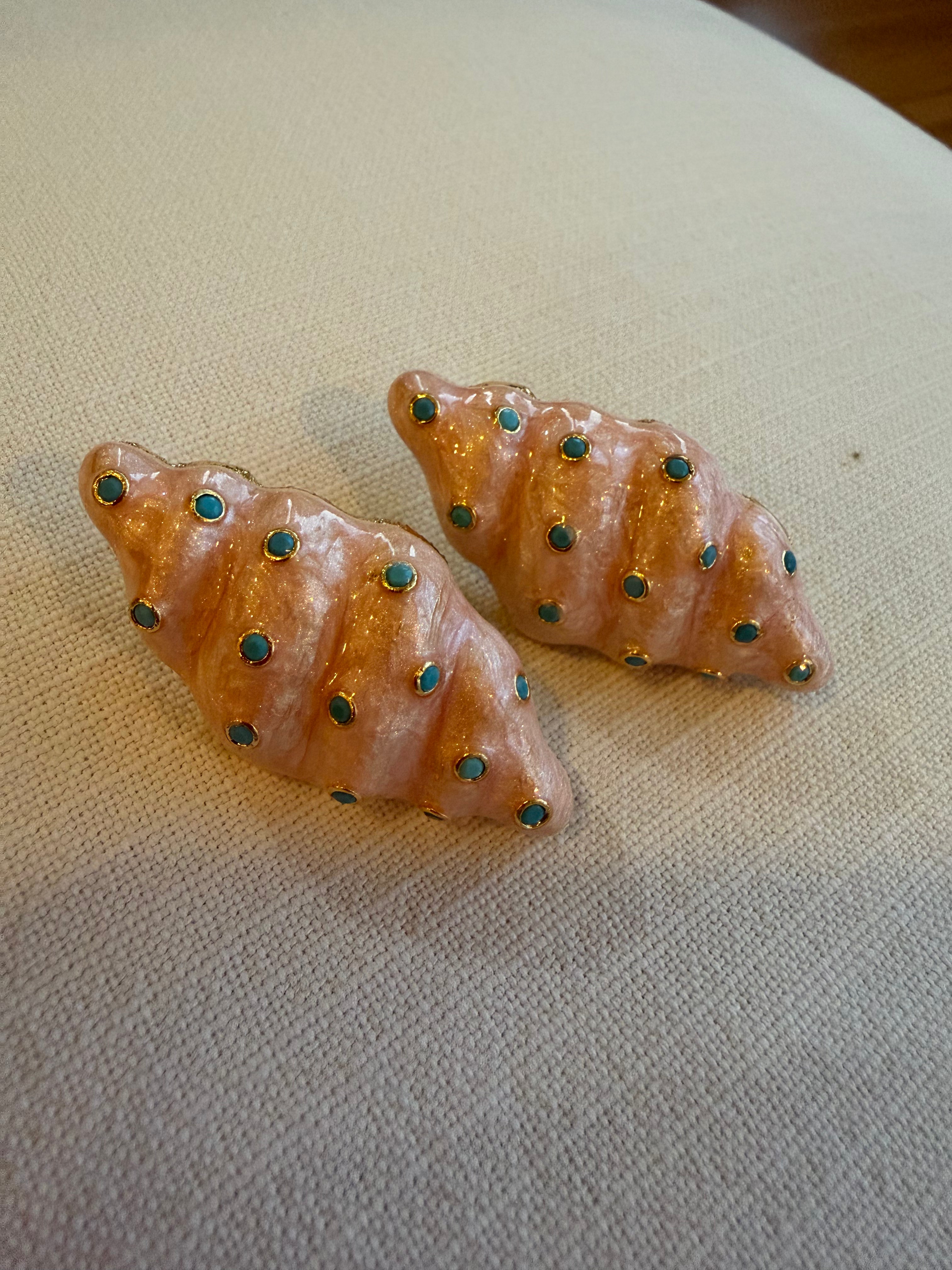 Pink Shells with Turquoise Details 0309