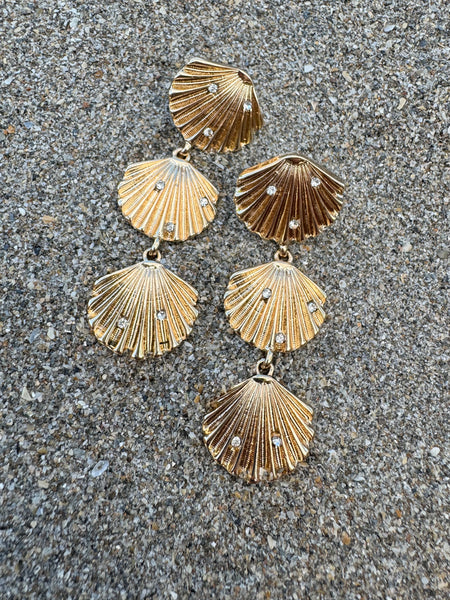 Triple Seashells