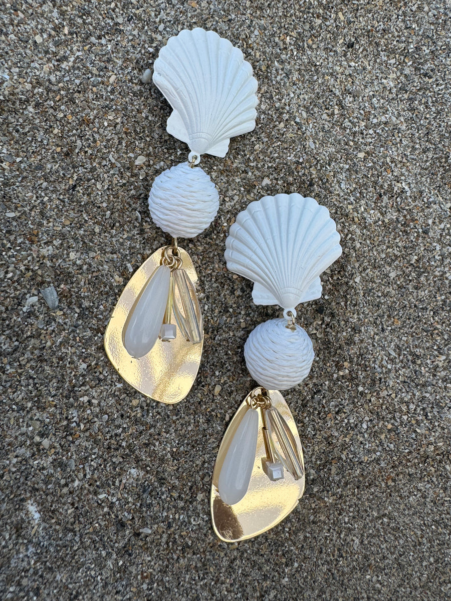 White Seashell Drop – PALMINA
