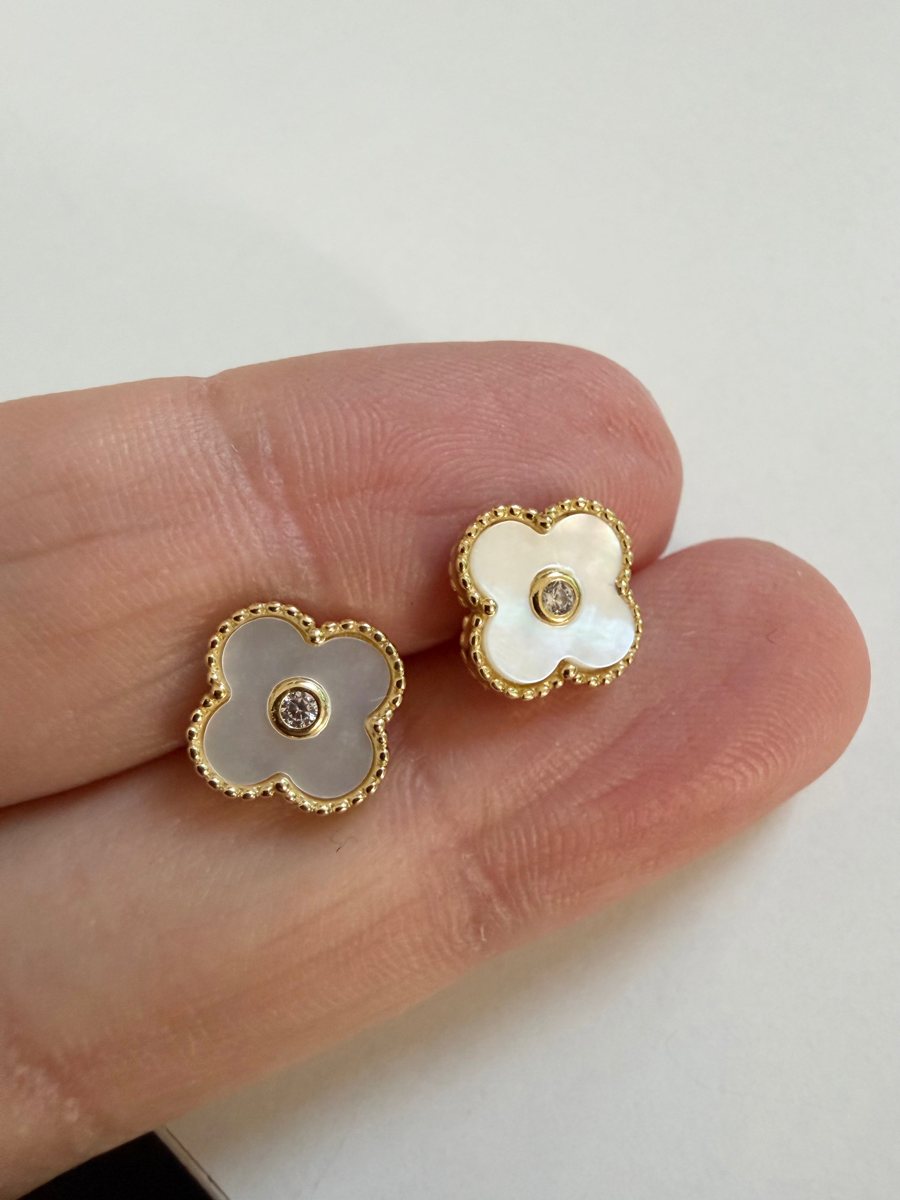 Mother of Pearl Clovers