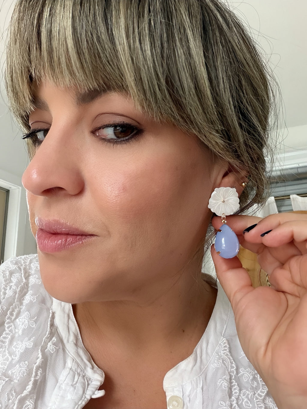 Mother of Pearl Flower with Blue Teardrop