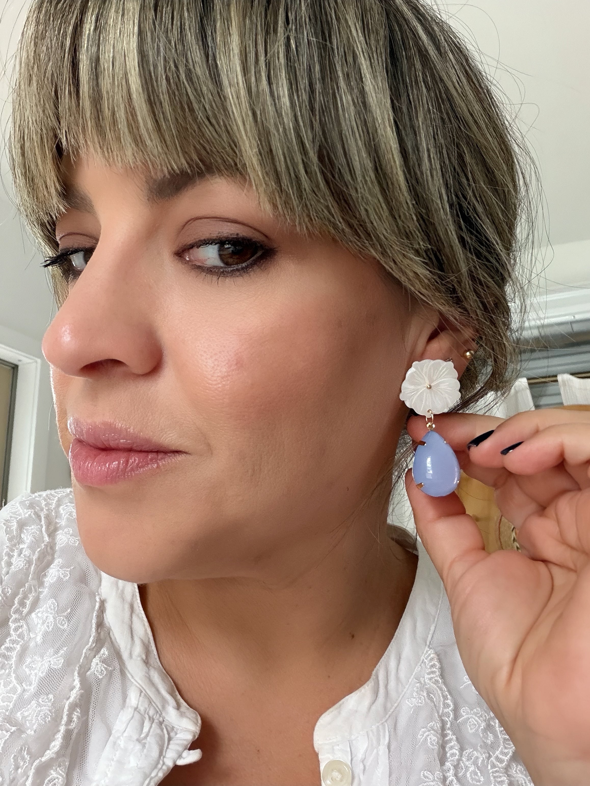 Mother of Pearl Flower with Blue Teardrop