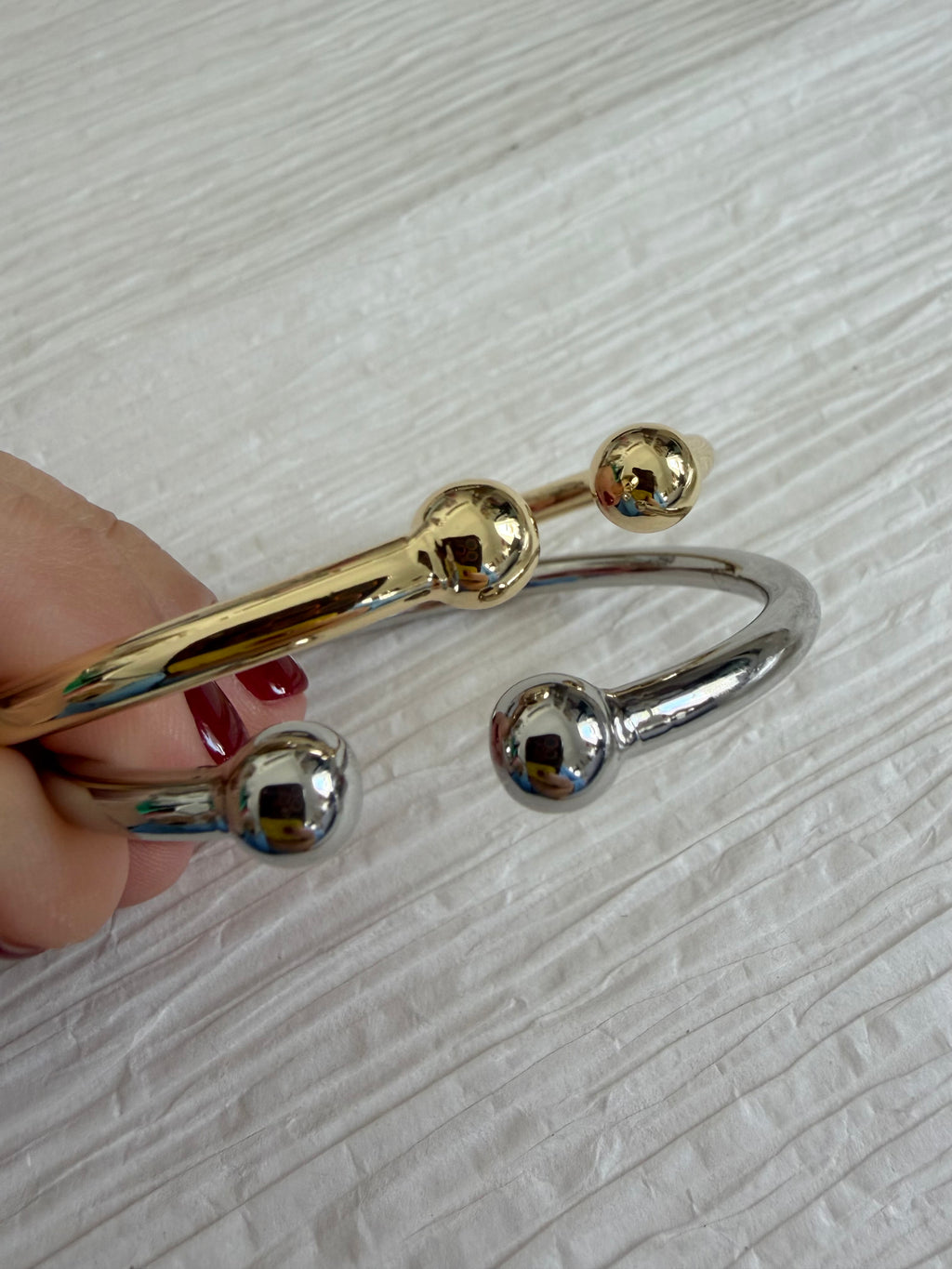 Bolita End Cuff