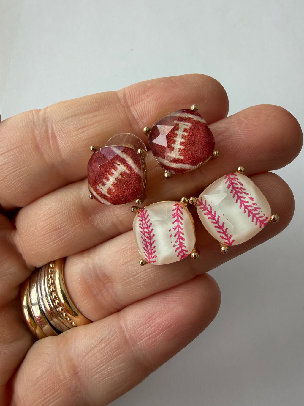 Glass Sports Studs