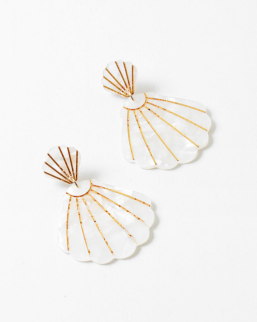 Double Acrylic Seashells