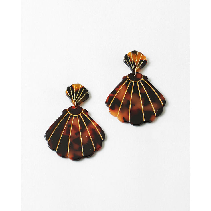 Double Acrylic Seashells